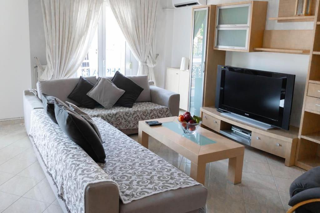2 Bedroom Holiday Flat, Renovated, In The Centre Asprovalta Buitenkant foto